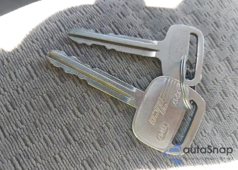 2006 Toyota Tundra Sr5 V8 z USA, uszkodzony, nr VIN 5TBET34156S547278